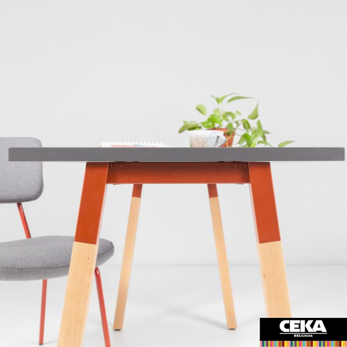 bureau Op-lite K pieds bois carré structure colorés