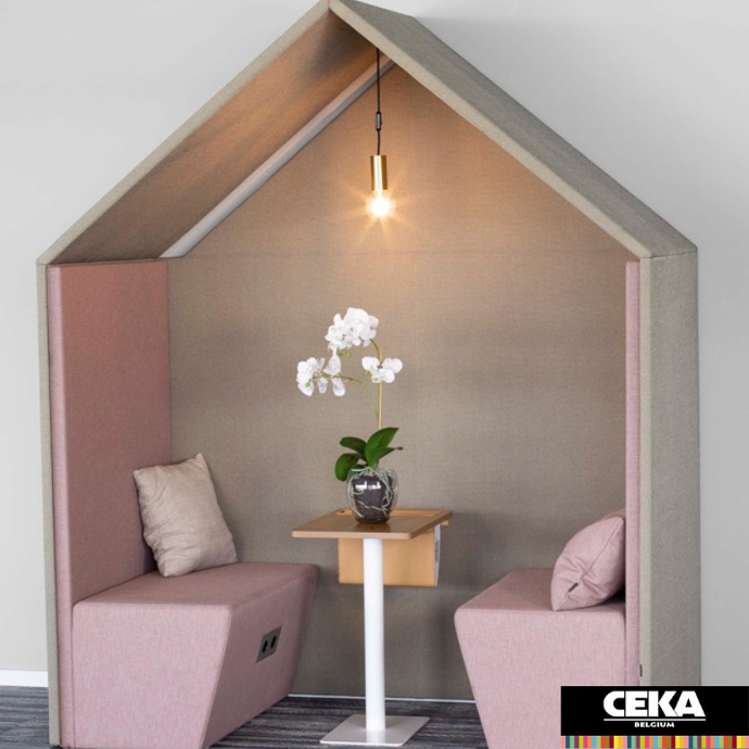 alcove en forme de maison half hut
