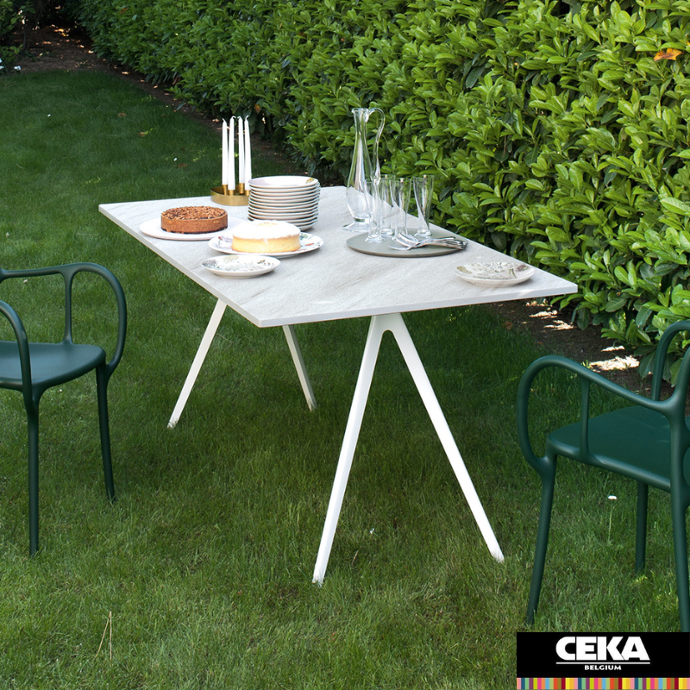 Mobilier accessoire extérieur baguette magis design marbre